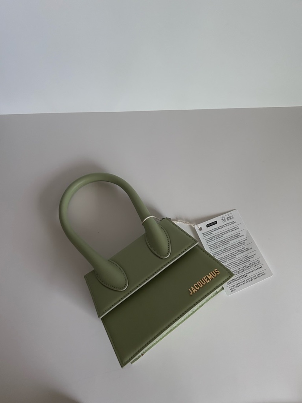 Jacquemus Mini Top-Handle Bag in Pistachio - Picture 4 of 5